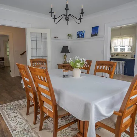 Villa U-District Warmth 8 Mins Walk To Uw